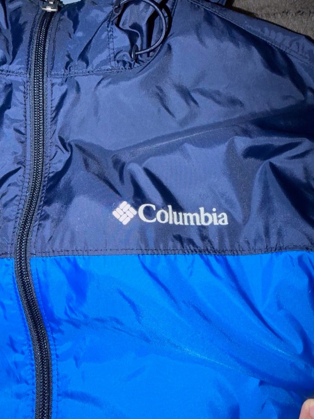 Men’s Columbia windbreaker jacket